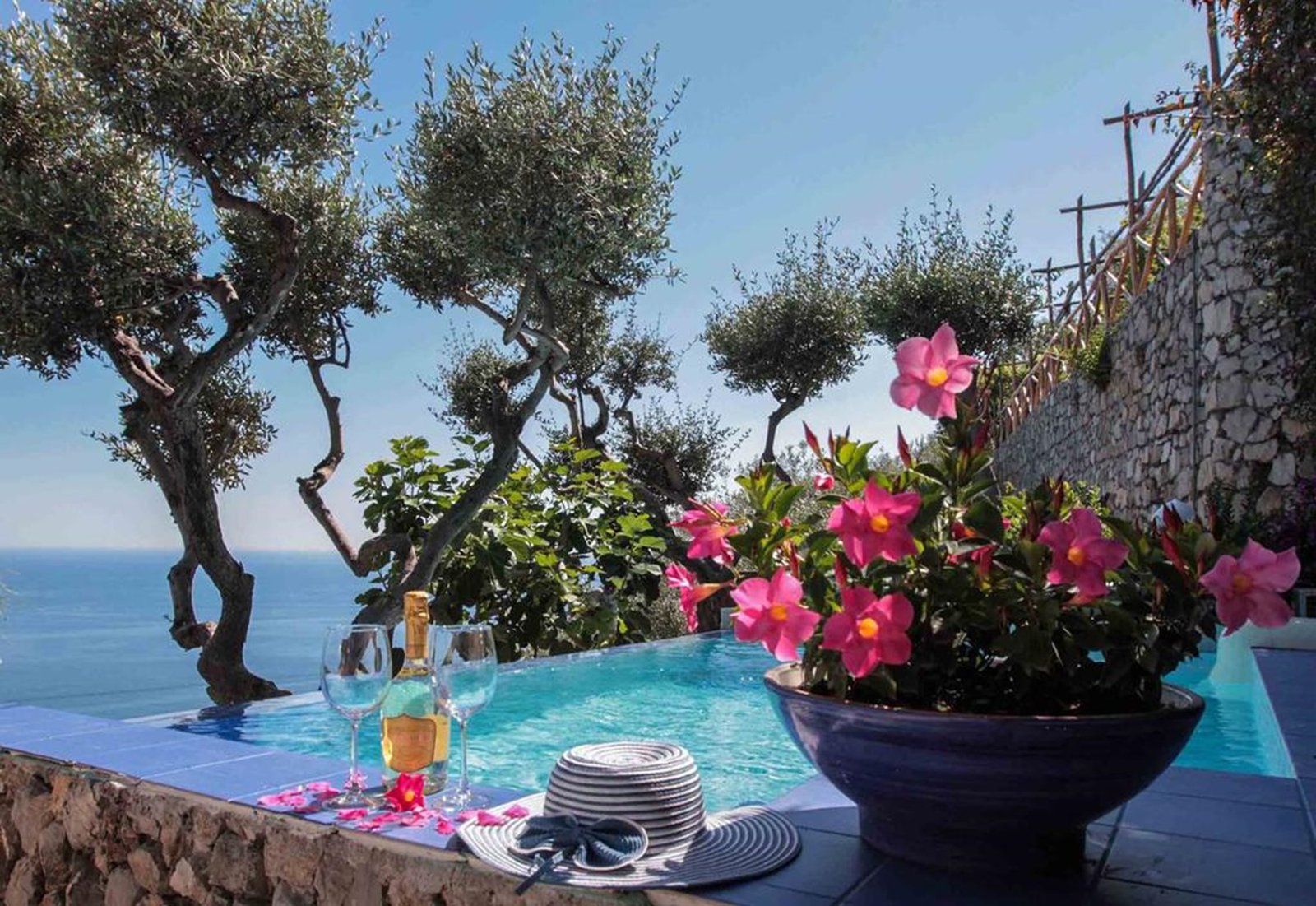 Champagne em Positano